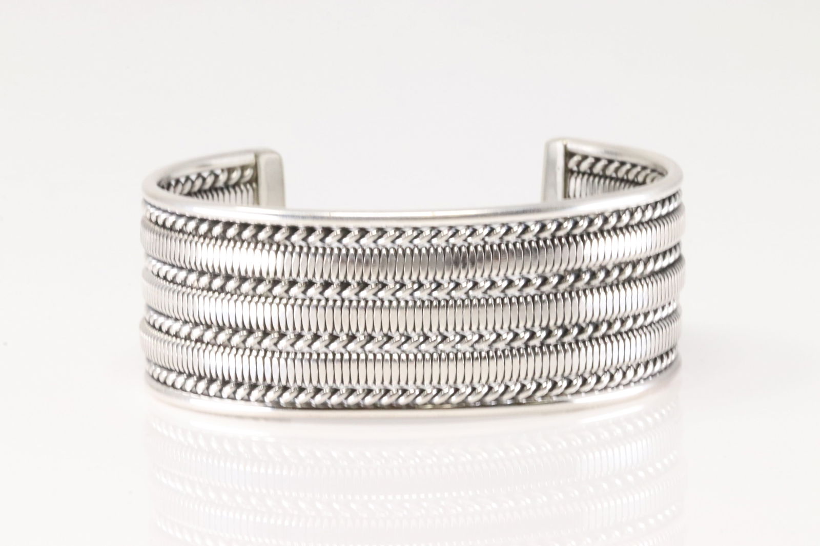 Native America Navajo Sterling Silver Solid Turquoise Bracelet Cuff By Elaine Tahe. (1 of 4)