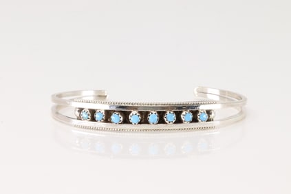 Native America Zuni Sterling Silver Turquoise Bracelet Cuff By Suzie Livingston.