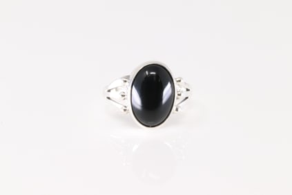 Native America Navajo Sterling Silver Black Onyx Ring By Jerryson Henio.