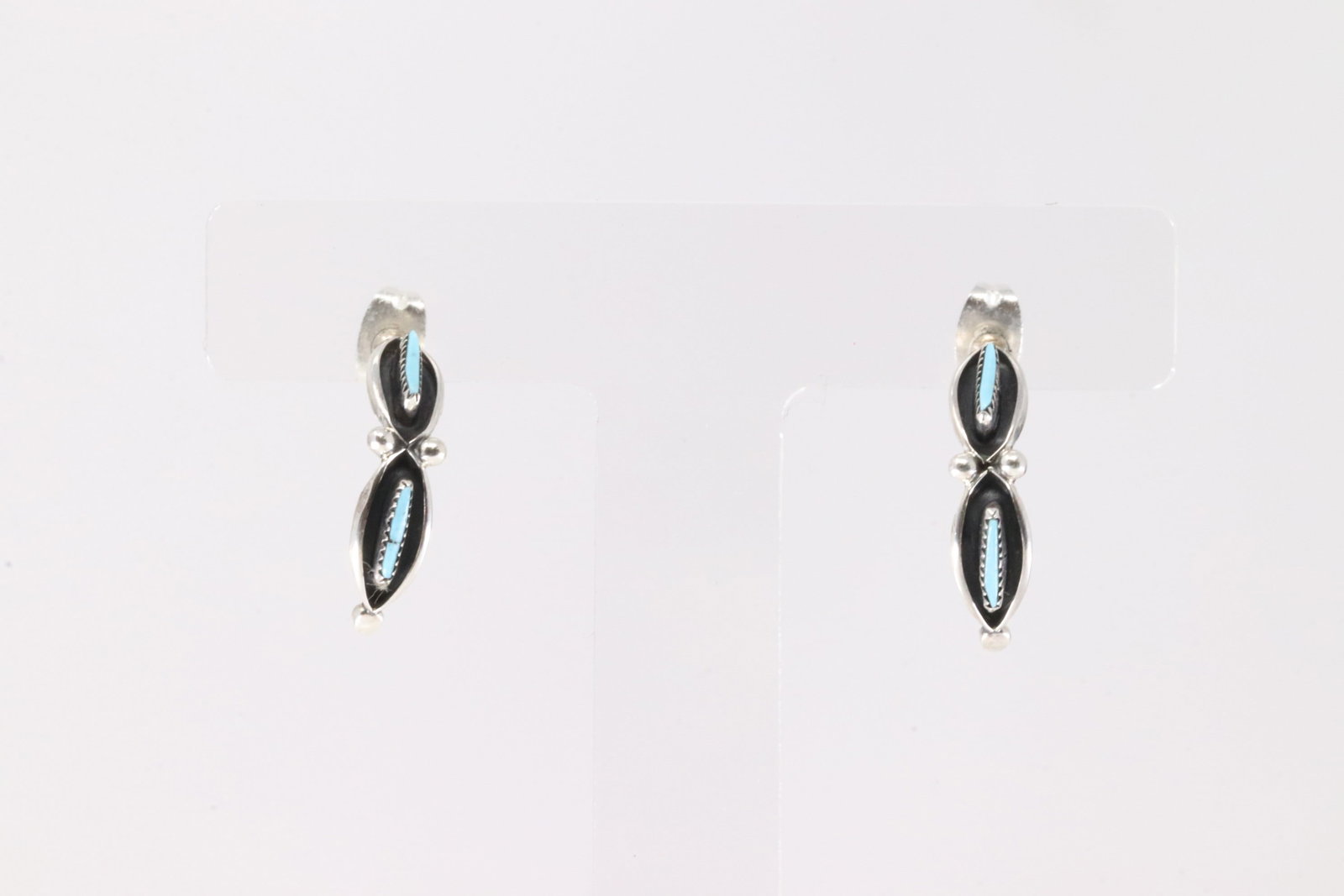 Native America Zuni Sterling Silver Turquoise Hoop Earring's By Fernando Othole.: This is a Native America Zuni Sterling Silver Turquoise Hoop Earring's By Fernando Othole.