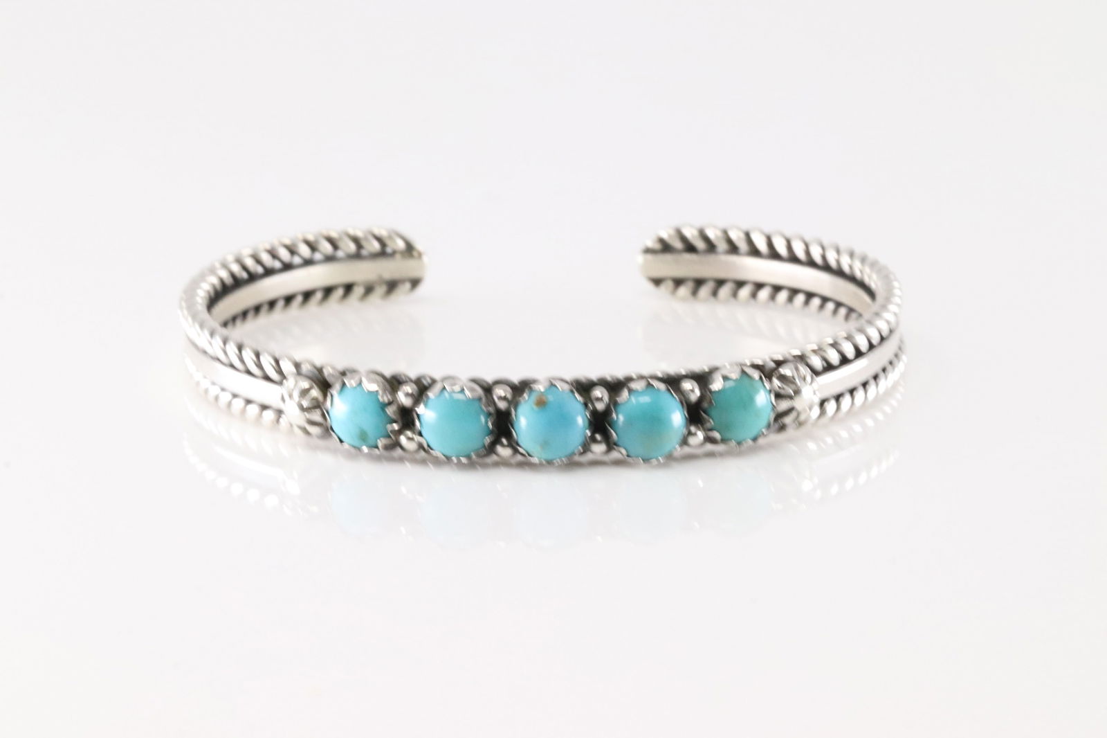 Native America Navajo Sterling Silver Kingman Turquoise Bracelet Cuff By R.King. (1 of 4)