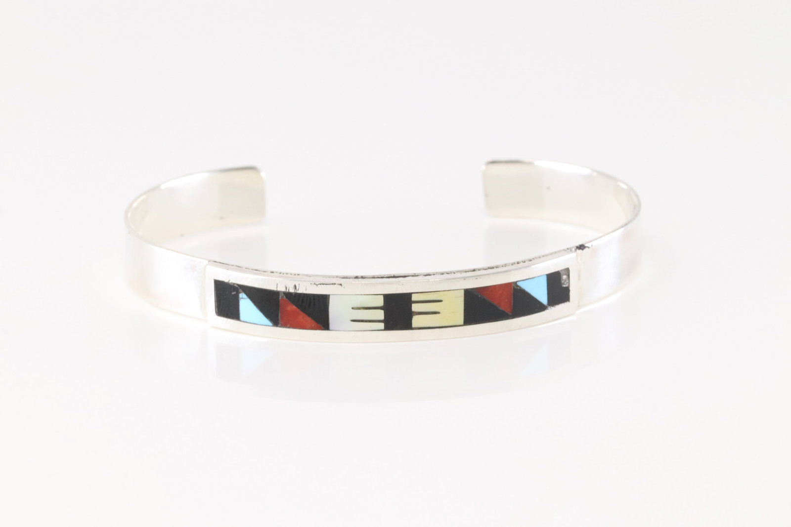 Native America Zuni Sterling Silver Coral & Turquoise Bracelet Cuff By Leander Othole.: This is a Native America Zuni Sterling Silver Coral & Turquoise Bracelet Cuff By Leander Othole.
