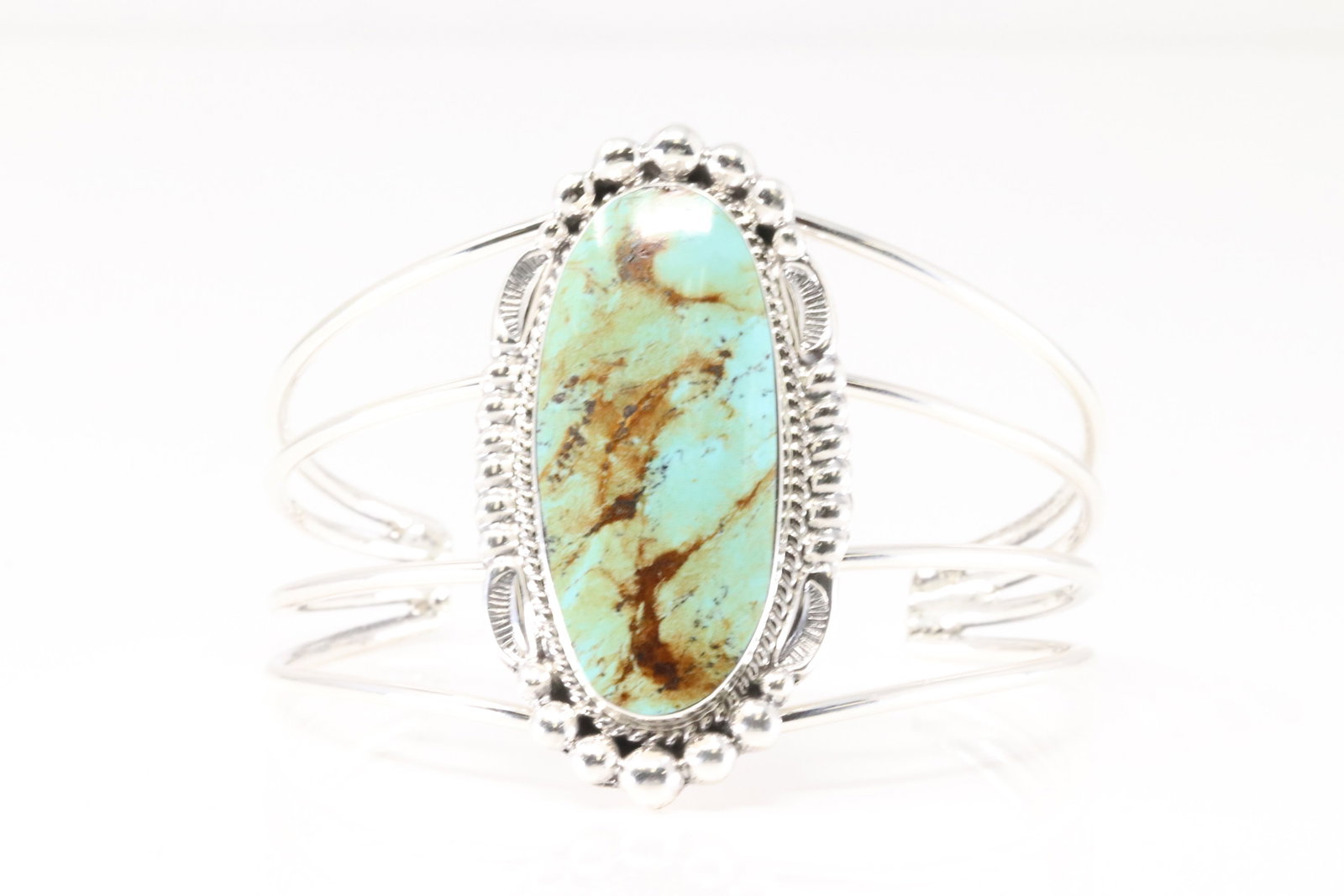 Native America Navajo Sterling Silver Kingman Turquoise Bracelet Cuff By Charlene Yazzie.: This is a Native America Navajo Sterling Silver Kingman Turquoise Bracelet Cuff By Charlene Yazzie.