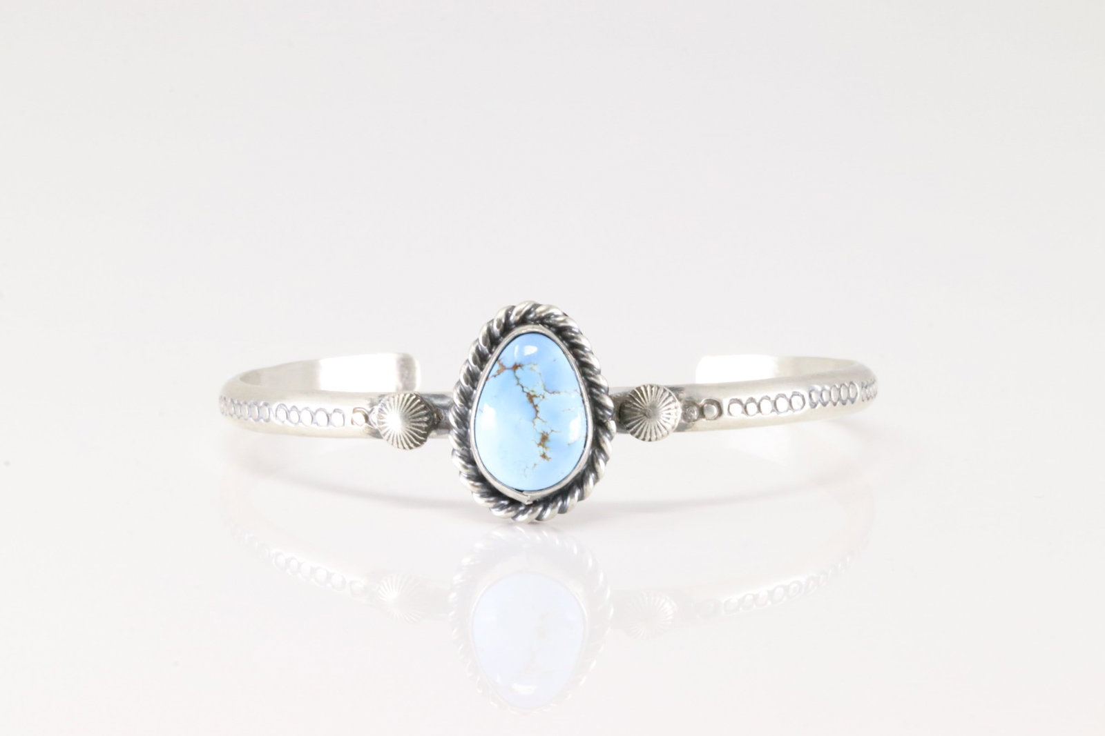 Native America Navajo Sterling Silver Golden Hill Turquoise Bracelet Cuff By M.B.: This is a Native America Navajo Sterling Silver Golden Hill Turquoise Bracelet Cuff By M.B.