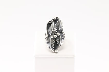 Native America Navajo Sterling Silver Solid Ring By Gregg Yazzie.