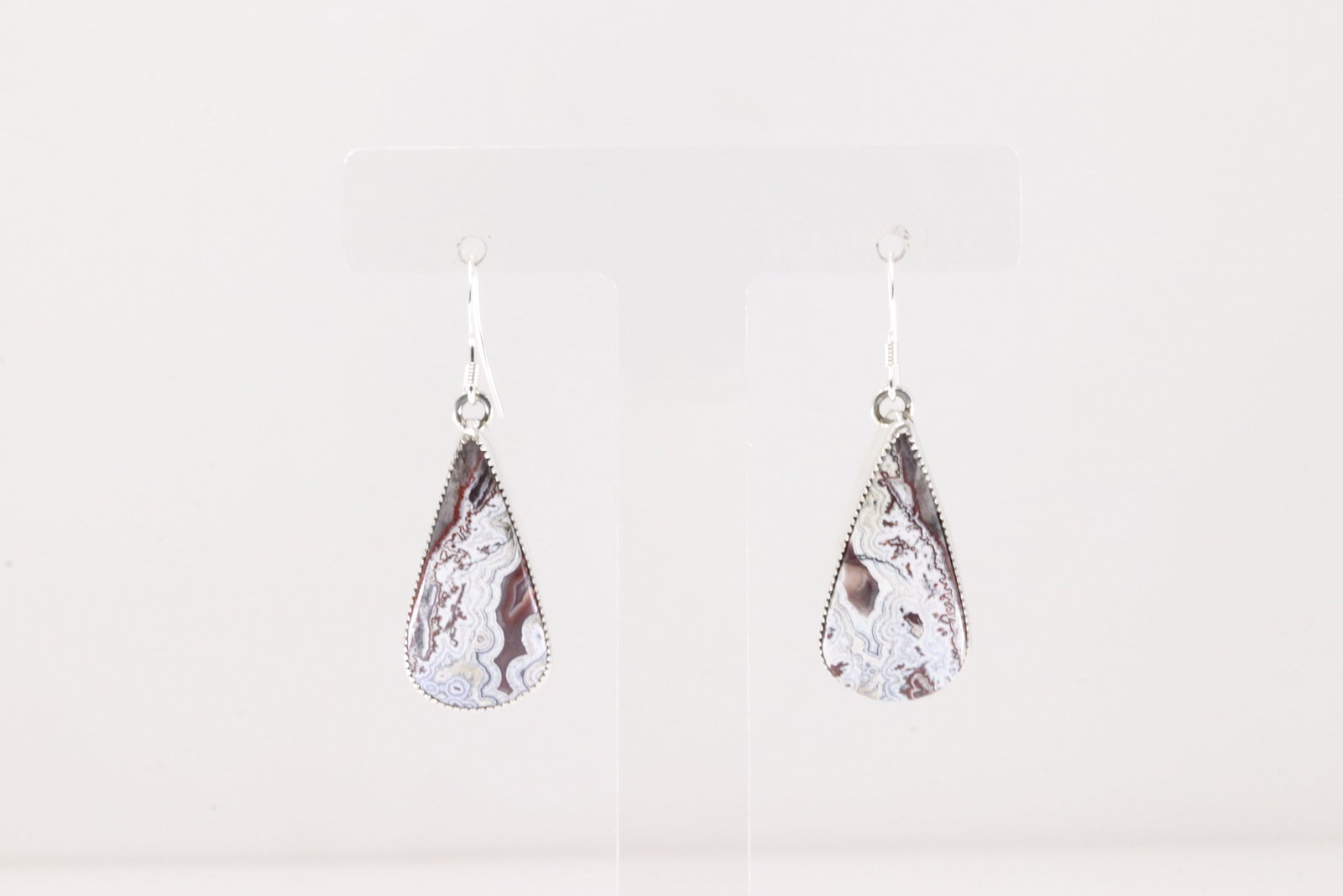 Native America Navajo Sterling Silver White Buffalo Dangling Earring's By Alice Johnson.: This is a Native America Navajo Sterling Silver White Buffalo Dangling Earring's By Alice Johnson.
