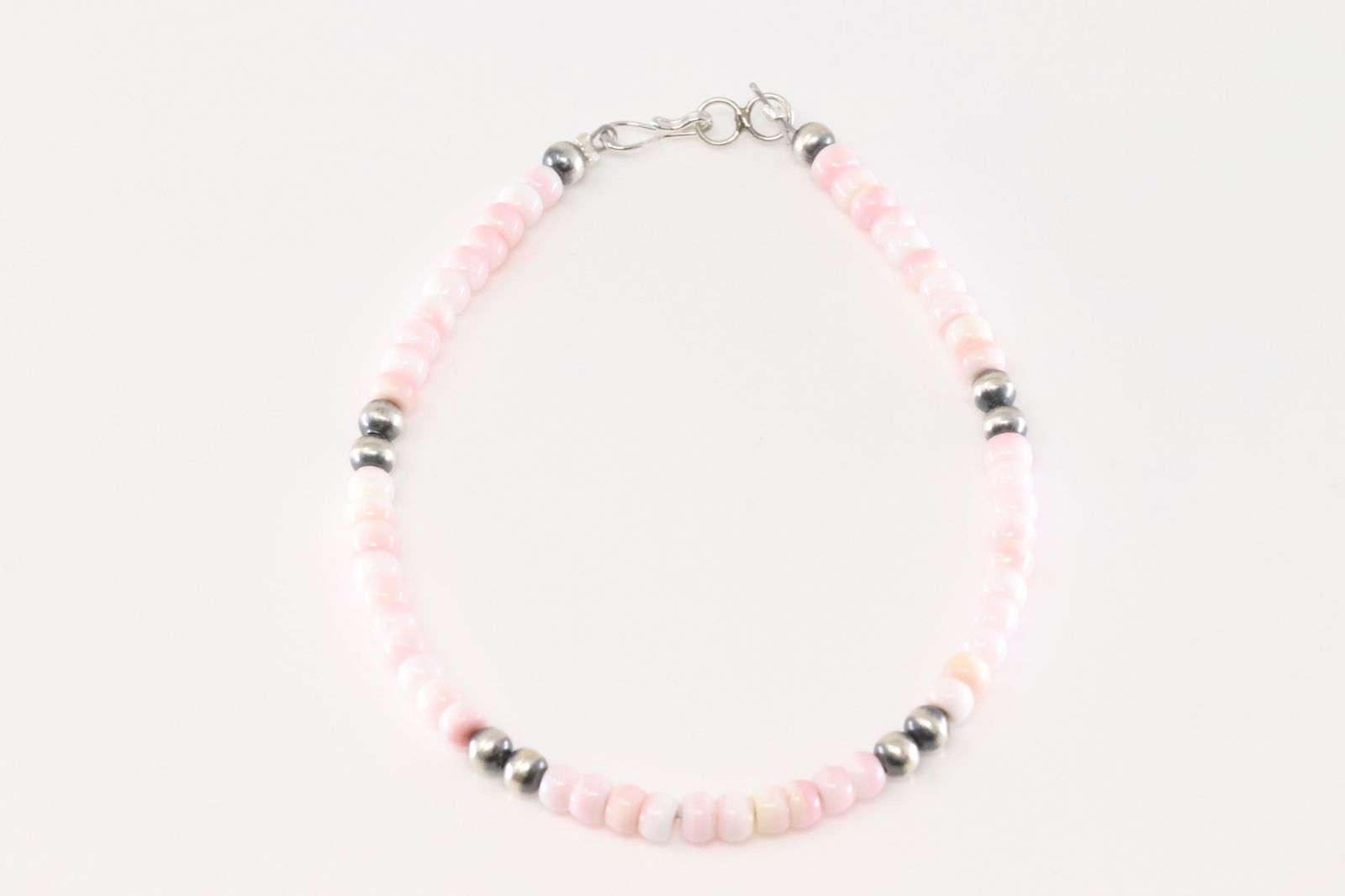 Native America Navajo Sterling Silver Pink Conch Shell & Pearl Beaded Bracelet Link. (1 of 3)