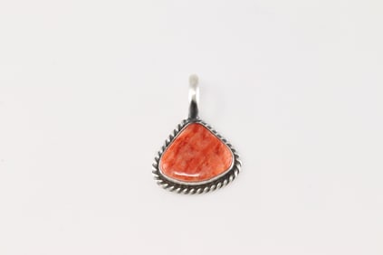 Native America Navajo Sterling Silver Spiney Oyster Pendent By Donovan Skeet.