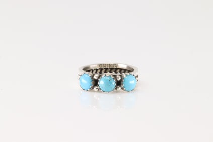 Native America Navajo Sterling Silver Turquoise Ring By R King.