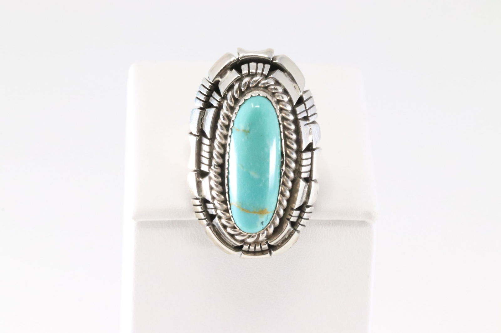 Native America Navajo Sterling Silver Kingman Turquoise Ring By W.Begay. (1 of 4)