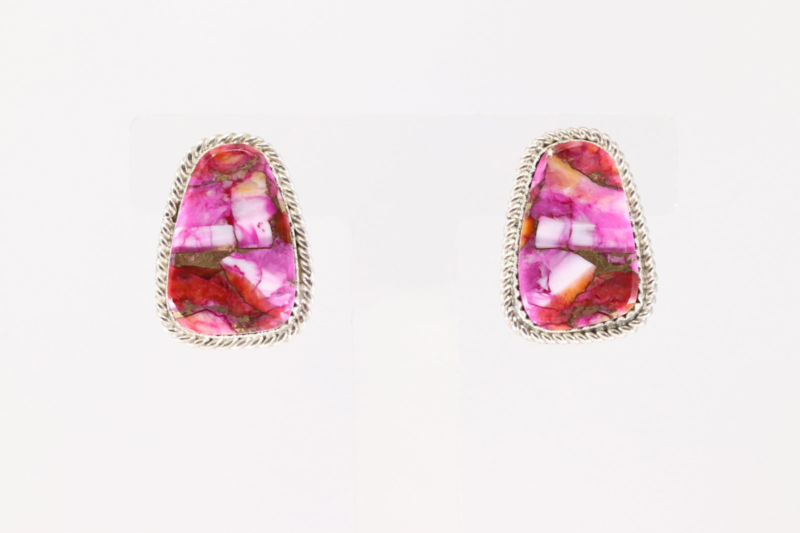 Native America Navajo Sterling Silver Dahlia Stone Post Earring's By Gabi Jim.: This is a Native America Navajo Sterling Silver dahlia Stone Post Earring's By Gabi Jim.