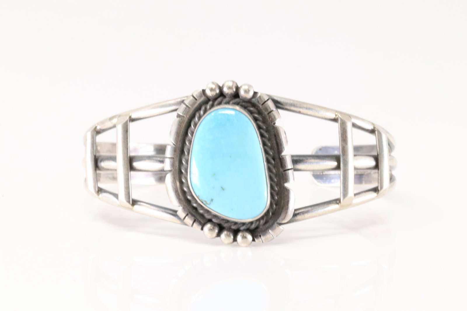 Native America Navajo Sterling Silver Kingman Turquoise Bracelet Cuff By Allanna Yellow.: This is a Native America Navajo Sterling Silver Kingman Turquoise Bracelet Cuff By Allanna Yellow.