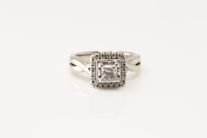 Engagement Diamond Ring 14Kt.