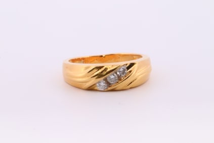 14kt Yellow Gold Diamond Mens Ring