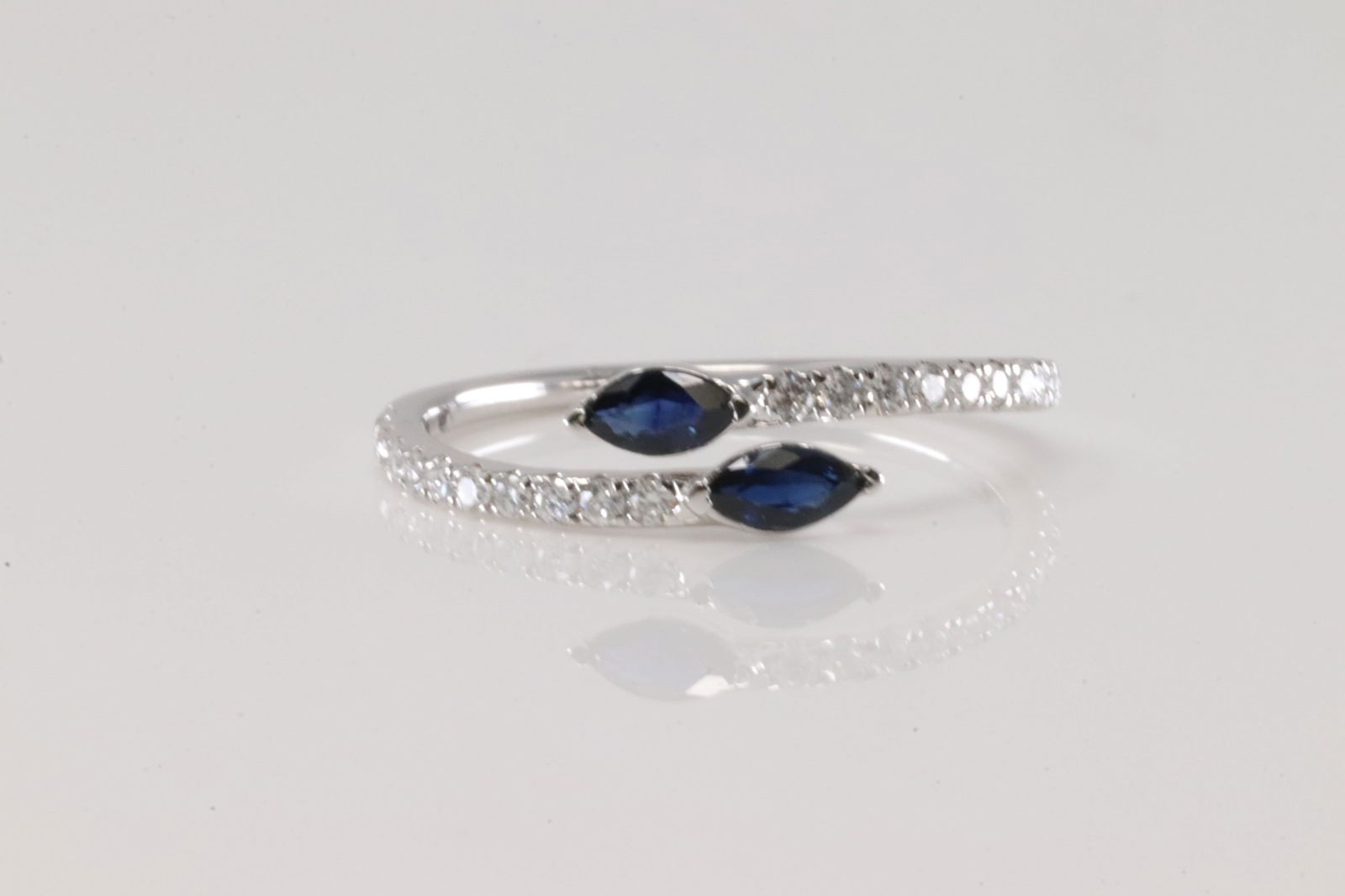 Sapphire & Diamond Ring 14Kt. (1 of 3)