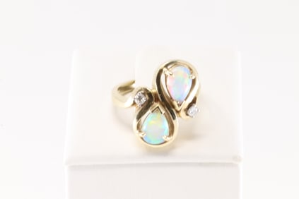 Opal & Diamond Ring 14Kt.