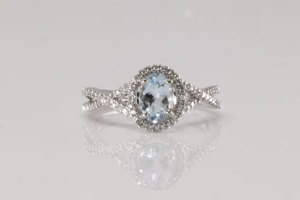 Aquamarine & Diamond Ring 10Kt.