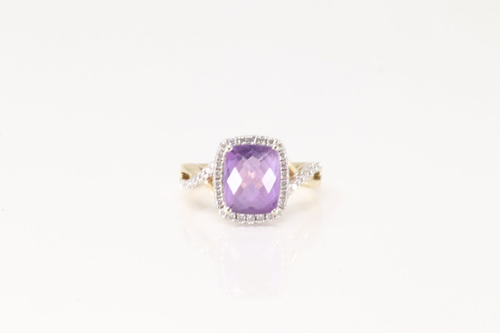 Amethyst & Diamond Ring 14Kt. (1 of 4)