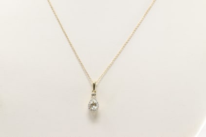 Peridot & Diamond Pendant / Necklace 10Kt.