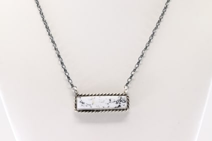 Native America Navajo Sterling Silver White Buffalo Necklace By Augustine Largo.