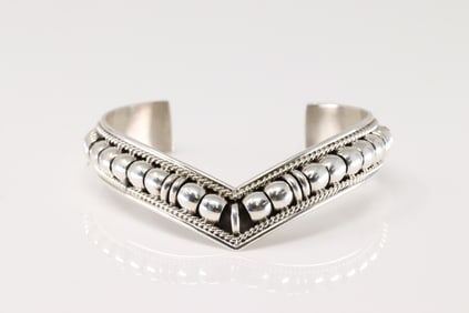 Native America Navajo Sterling Silver Solid Bracelet Cuff By T.C.