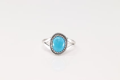 Native America Navajo Sterling Silver Turquoise Ring By Judy Largo.