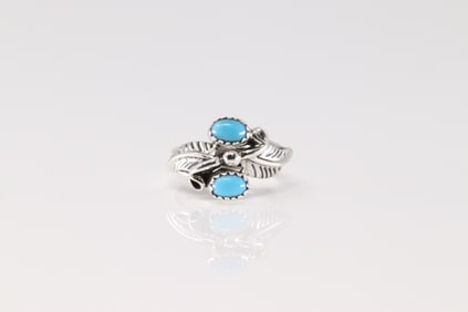Native America Navajo Sterling Silver Turquoise Ring By Harry B Yazzie.