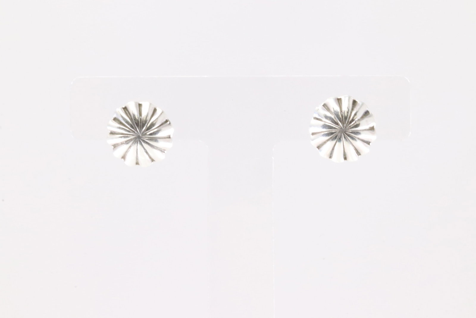Native America Navajo Sterling Silver Post Earring's By Sally Shurley.: This is a Native America Navajo Sterling Silver Post Earring's By Sally Shurley.