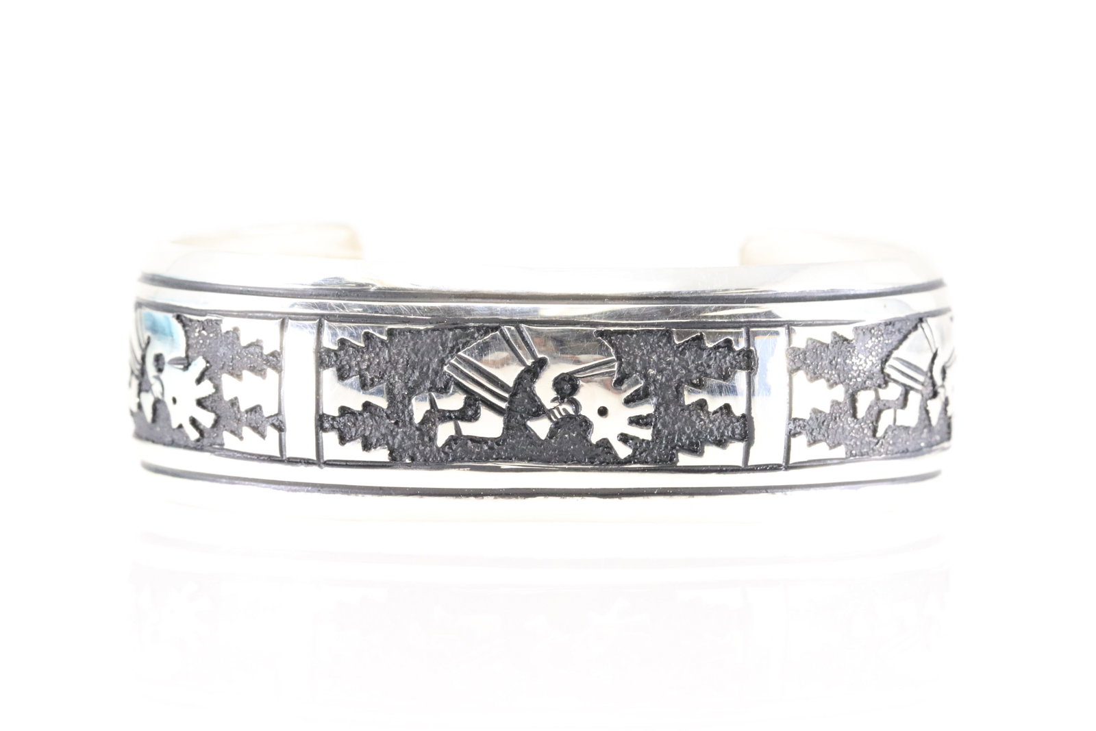Native America Navajo Sterling Silver Stamped Kokopelli Bracelet Cuff By T&R Singer.: This is a Native America Navajo Sterling Silver Stamped Kokopelli Bracelet Cuff By T&R Singer.