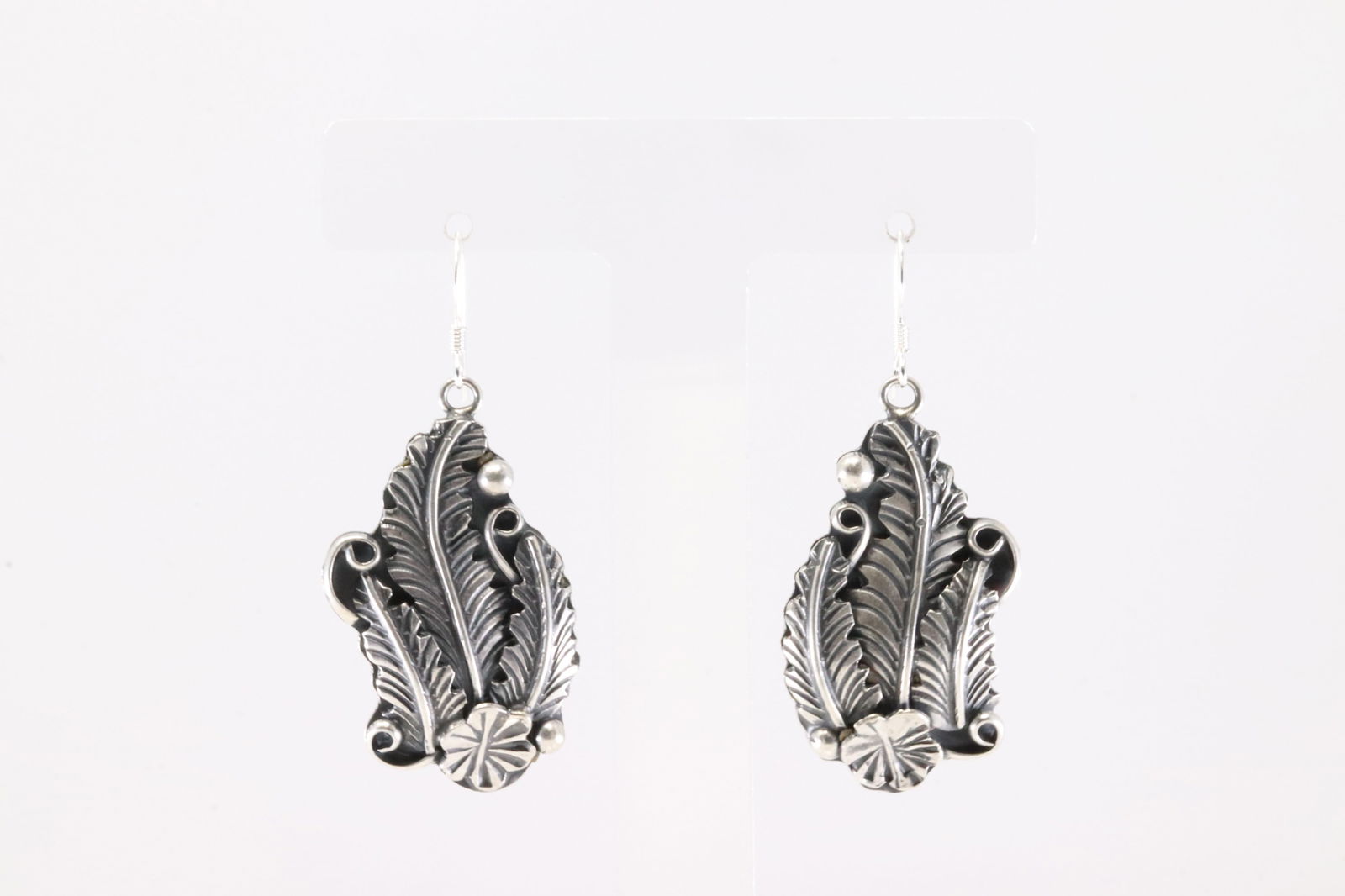 Native America Navajo Sterling Silver Solid Leaf Dangling Earring's By Harry B. Yazzie. (1 of 4)
