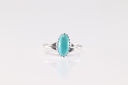 Native America Navajo Sterling Silver Turquoise Ring By Mathew Gordon.