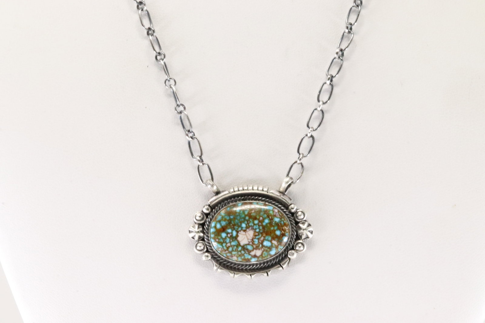 Native America Navajo Sterling Silver Turquoise Necklace By Daniel Benally.: This is a Native America Navajo Sterling Silver Turquoise Necklace By Daniel Benally. Necklace length: 18.00"