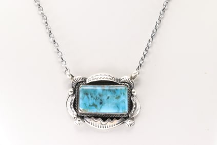 Native America Navajo Sterling Silver Kingman Turquoise Necklace By Juanita Long.