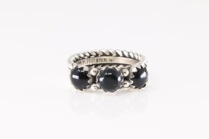 Native America Navajo Sterling Silver Black Onyx Ring By R.King.