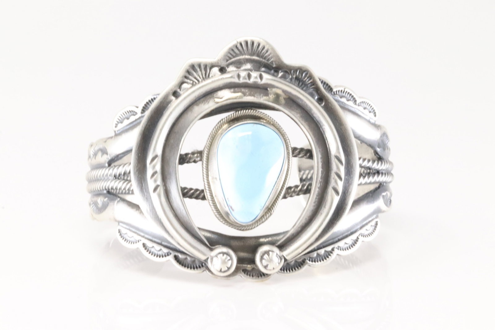 Native America Navajo Sterling Silver Golden Hills Turquoise Naja Bracelet Cuff By M.Yazzie.: This is a Native America Navajo Sterling Silver Golden Hills Turquoise Naja Bracelet Cuff By M.Yazzie. Total weight: 74.30 Grams.