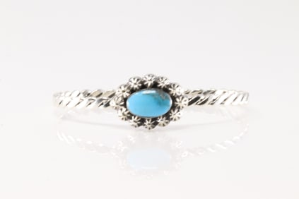 Native America Navajo Sterling Silver Turquoise Bracelet Cuff.