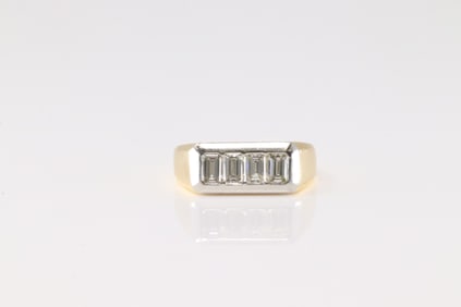 Baguette Diamond Ring 18Kt.