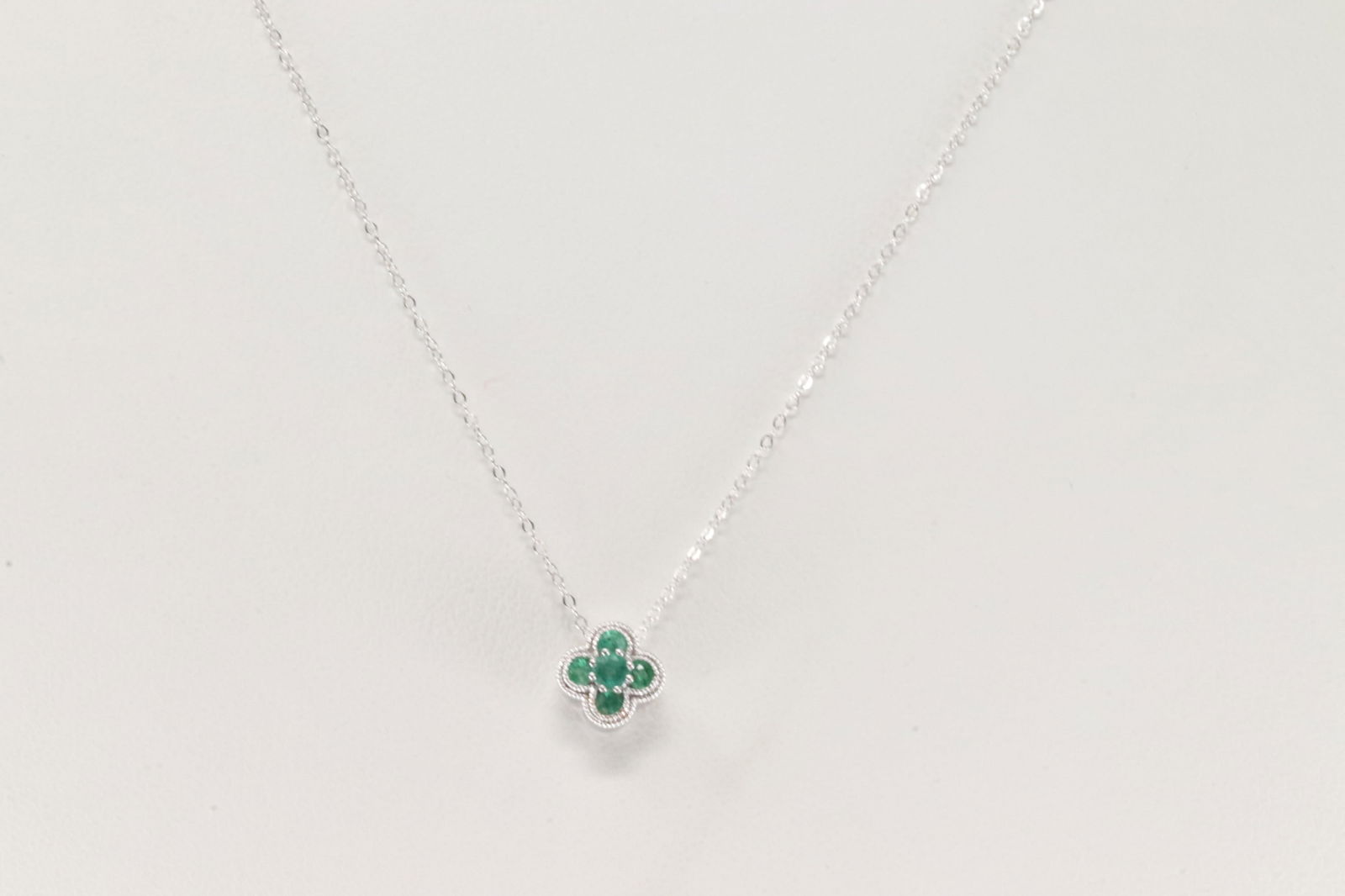 Emerald Pendant & Necklace 14Kt. (1 of 3)