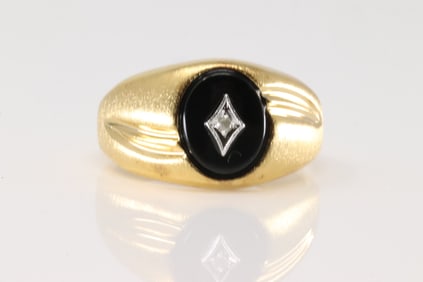 Black Onyx & Diamond Ring 14Kt.