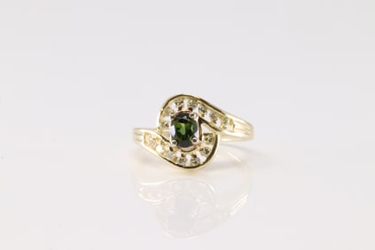 Green Tourmaline & Diamond Ring 14Kt.