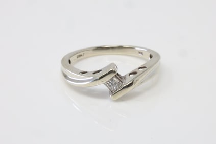 Diamond Ring 10Kt.