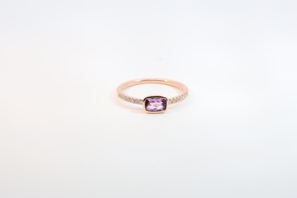 Amethyst & Diamond Ring 14Kt.