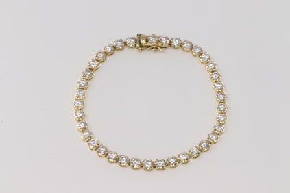 Elegant Diamond Bracelet 14Kt.