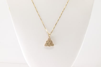 Diamond Pendant & Necklace 10Kt.