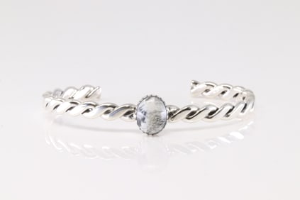 Native America Navajo Sterling Silver White Buffalo Bracelet Cuff By Ryntanna Yazzie.