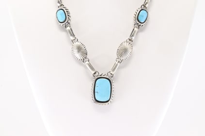 Native America Navajo Sterling Silver Turquoise Necklace 3 Stone.