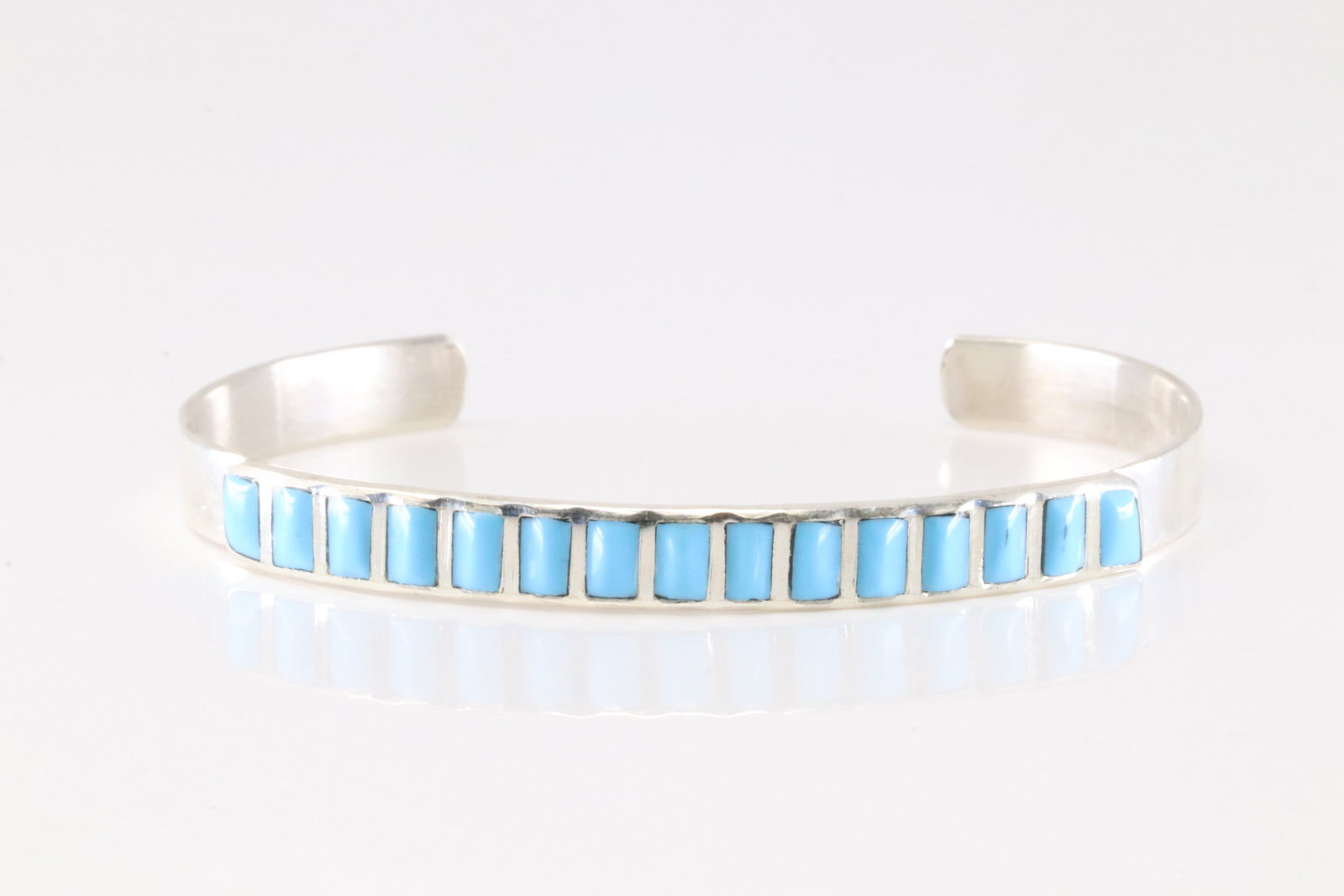 Native America Navajo Sterling Silver Turquoise Inlay Bracelet Cuff.: This is a Native America Navajo Sterling Silver Turquoise Inlay Bracelet Cuff.