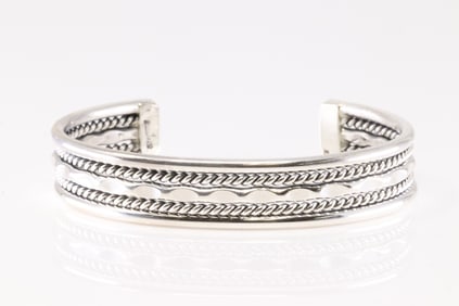Native America Navajo Sterling Silver Solid Bracelet Cuff By Elaine Tahe.