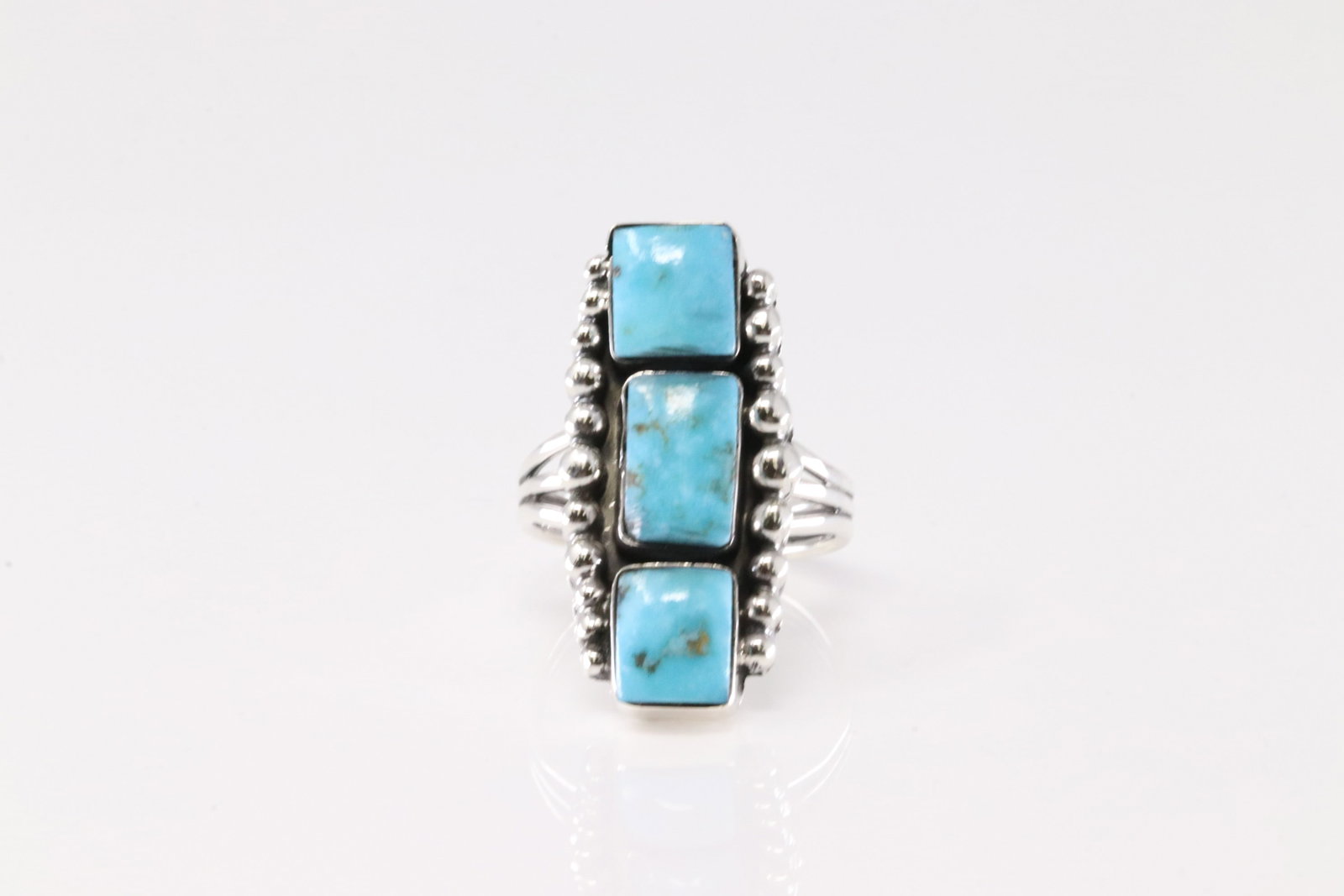 Native America Navajo Sterling Silver Turquoise Ring By David Lopez.: This is a Native America Navajo Sterling Silver Turquoise Ring By David Lopez. Ring size: 8.50.