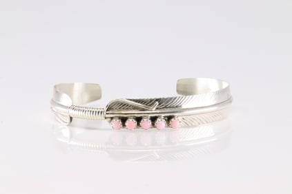 Native America Navajo Sterling Silver Pink Conch Bracelet Cuff By Aaron Davis.
